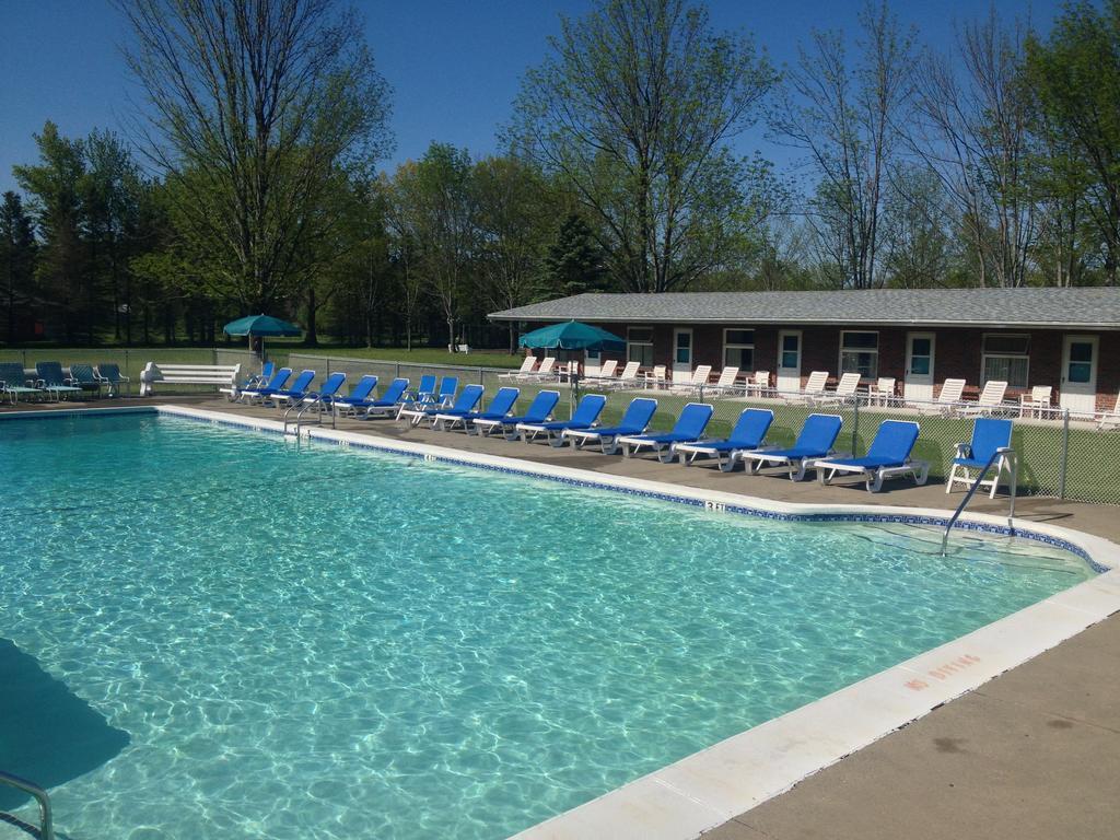 Lukans Farm Resort Hawley Ruang foto