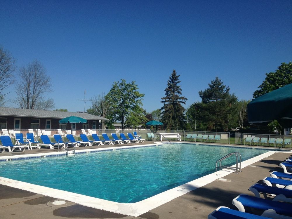 Lukans Farm Resort Hawley Bagian luar foto