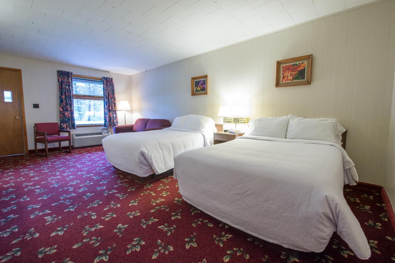 Lukans Farm Resort Hawley Bagian luar foto