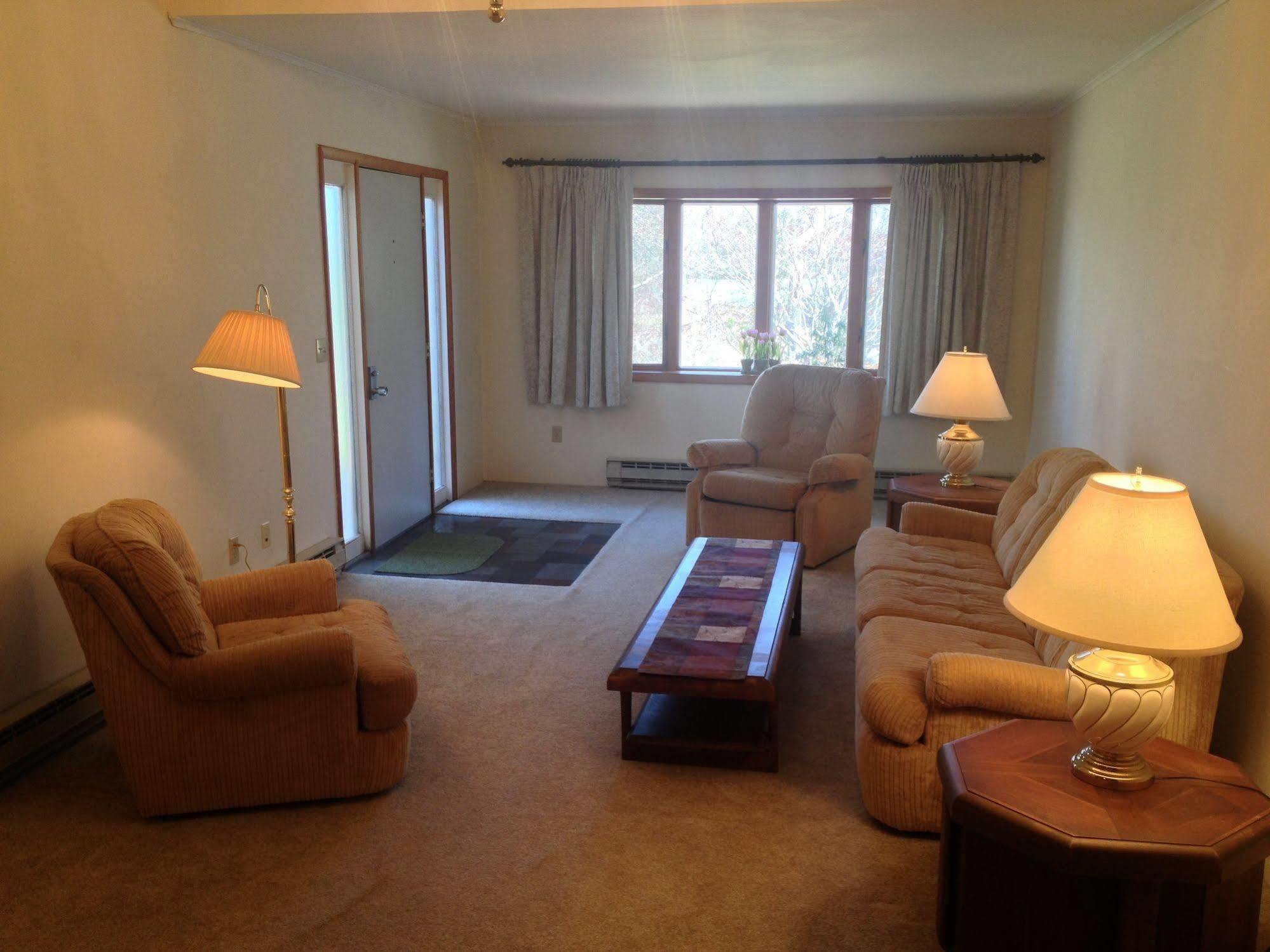 Lukans Farm Resort Hawley Bagian luar foto