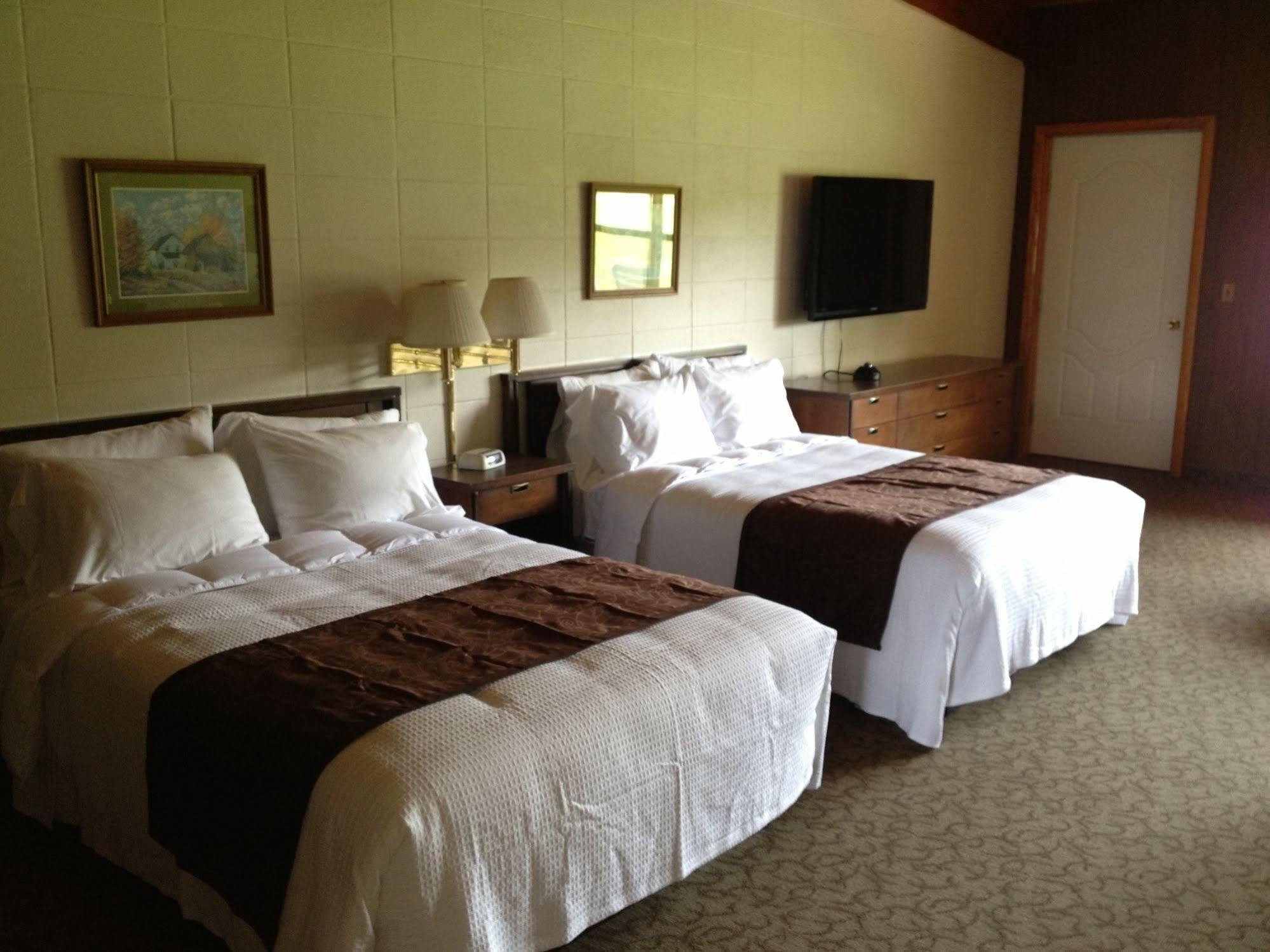 Lukans Farm Resort Hawley Bagian luar foto