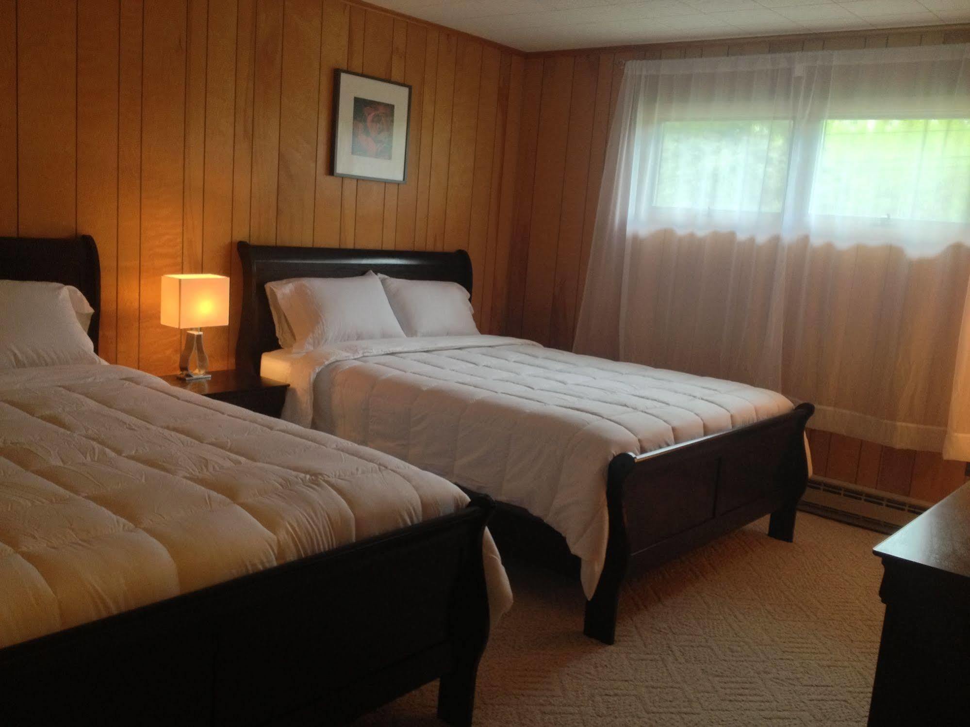 Lukans Farm Resort Hawley Bagian luar foto